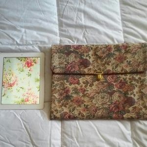 Vintage Over sized Clutch