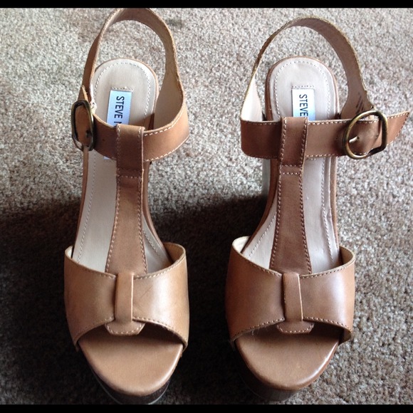 Steve Madden wedges