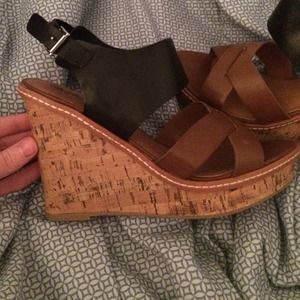 Mossimo Black and Brown Wedges