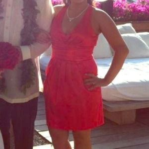 ✨✨Like new Windsor coral dress✨✨