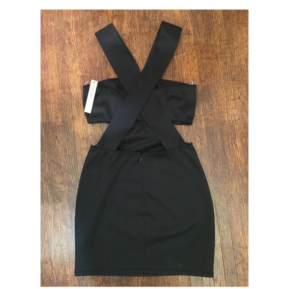 Black cutout Nasty Gal dress - Picture 2 of 2