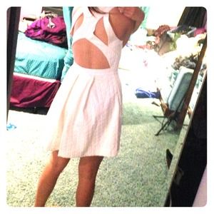 Forever 21 Short Le Cream dress