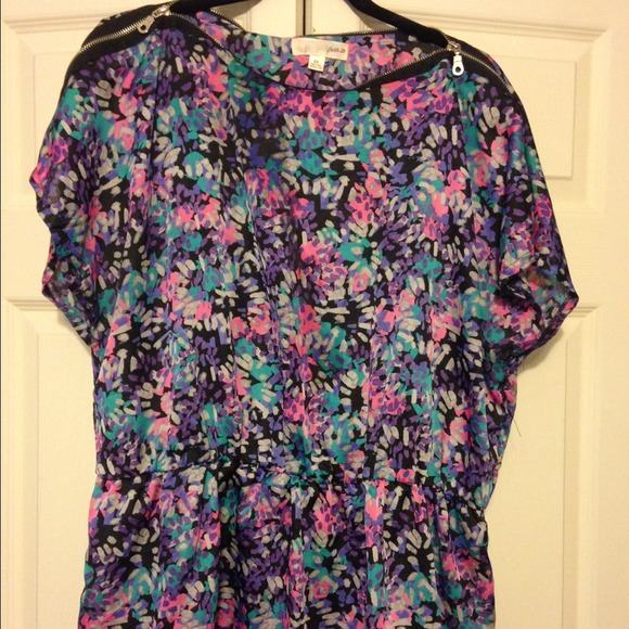 Forever 21 zipper off shoulder top