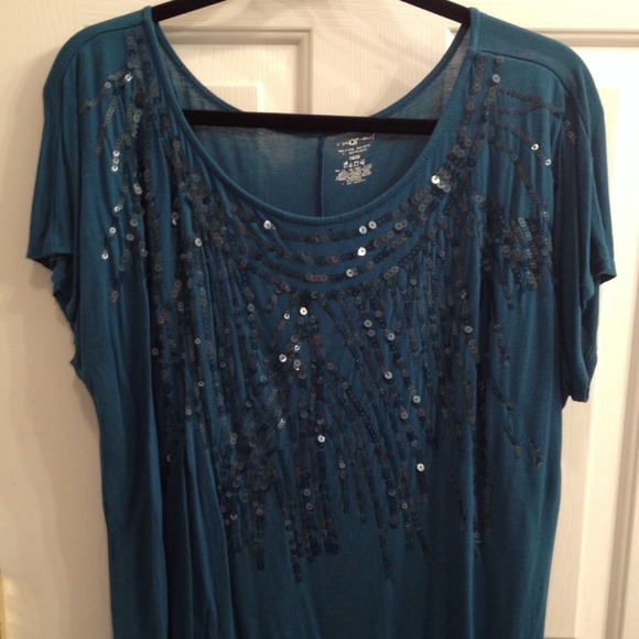 Dark turquoise short sleeve top