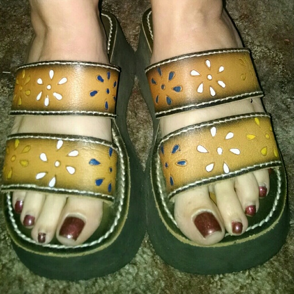 wedged flip flops