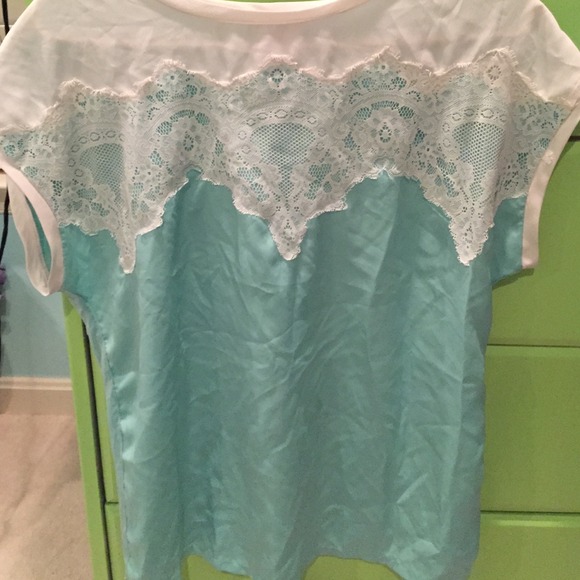 Lauren Conrad blouse