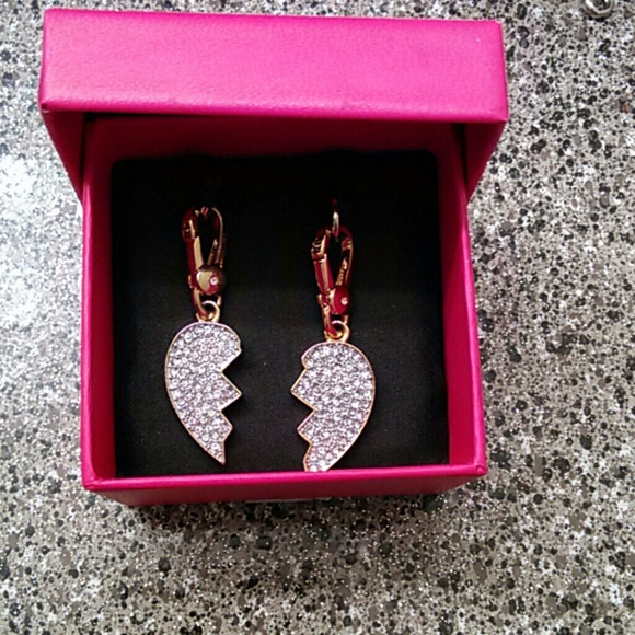 Juicy couture charm