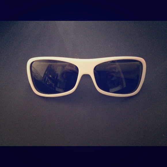 Price Dropped!!! Oakley Monterfrio Glasses