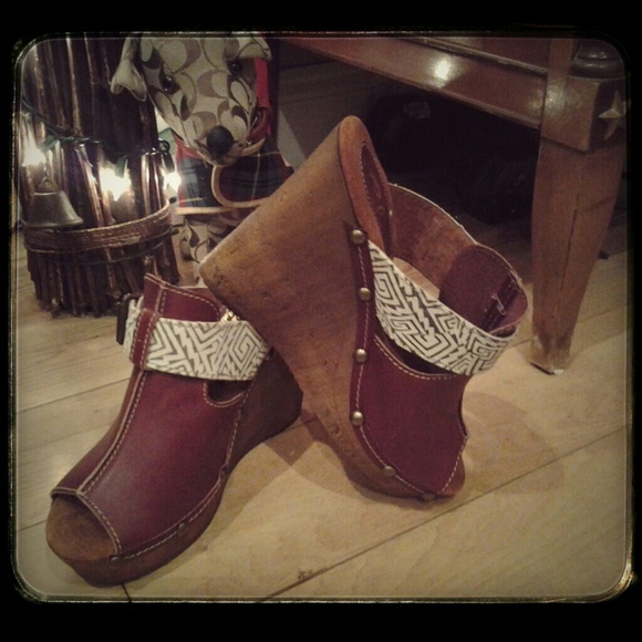 Sbicca wedge