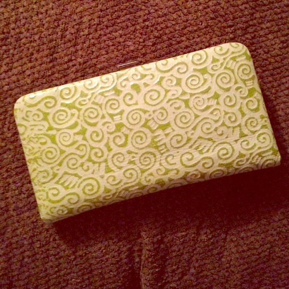 Lodis green swirl wallet