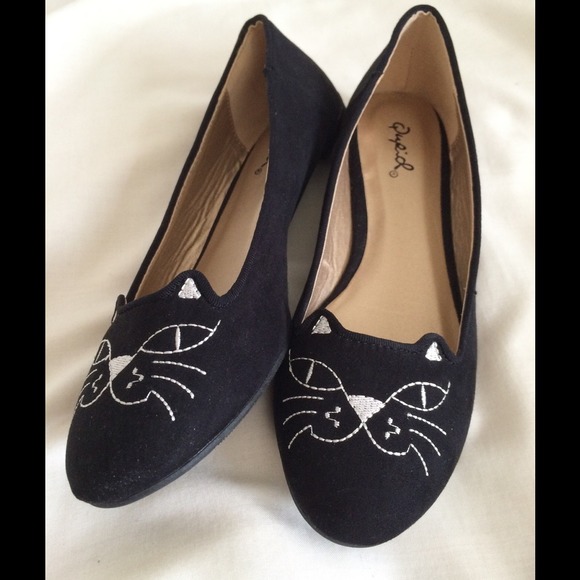 Qupid Shoes - NEW Qupid Black Cat Flats