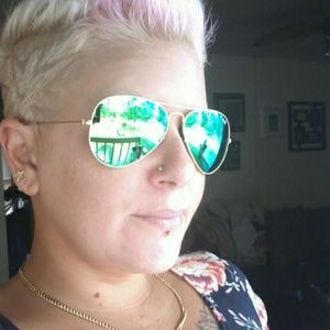 Ray-Ban green aviator sunglasses NOWT