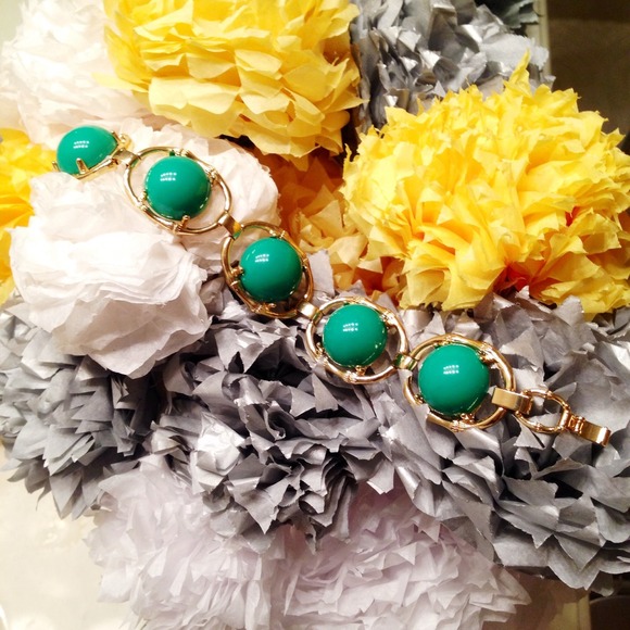 SALE! Stella & Dot Bracelet - Picture 2 of 2