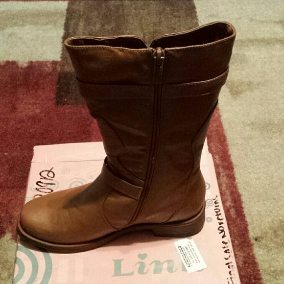 Kids Boots - Picture 2 of 2