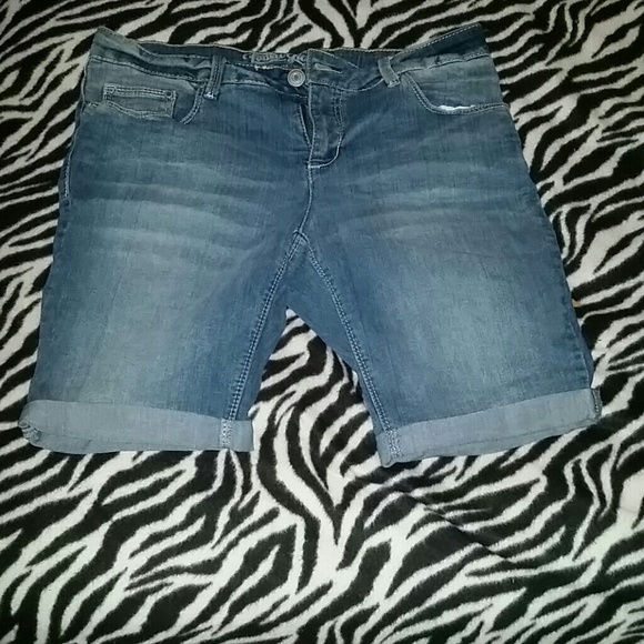 Blue stretch denim shorts