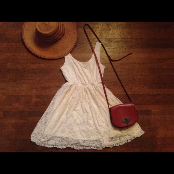 Pacsun Floral Lace Cream Dress