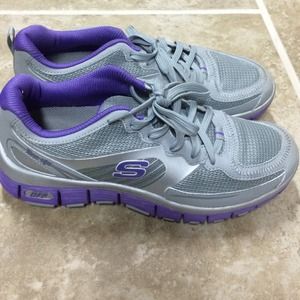 Sketchers toning tennis shoes