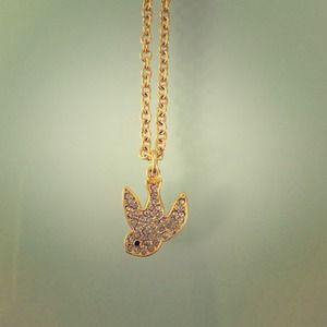 Marc Jacobs bird pendant
