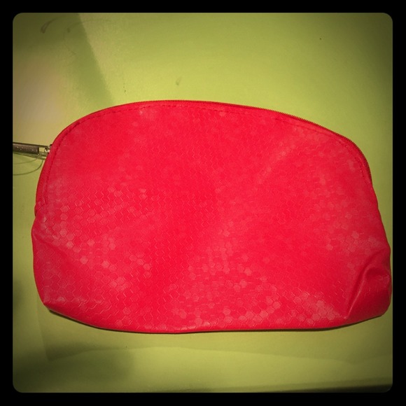 Makeup pouch