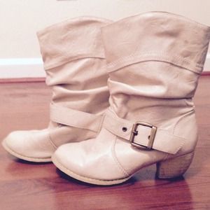 Cute slouchy cowgirl boots!