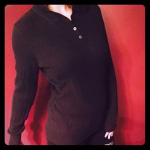 Black long sleeved sweater