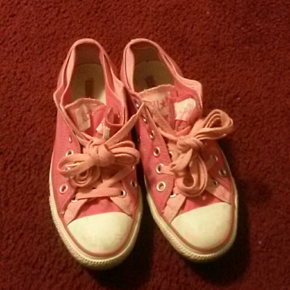 Pink double tongue Converse