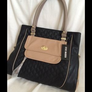 ❤️SOLD❤️ Steve Madden XL Black & Tan Tote Purse