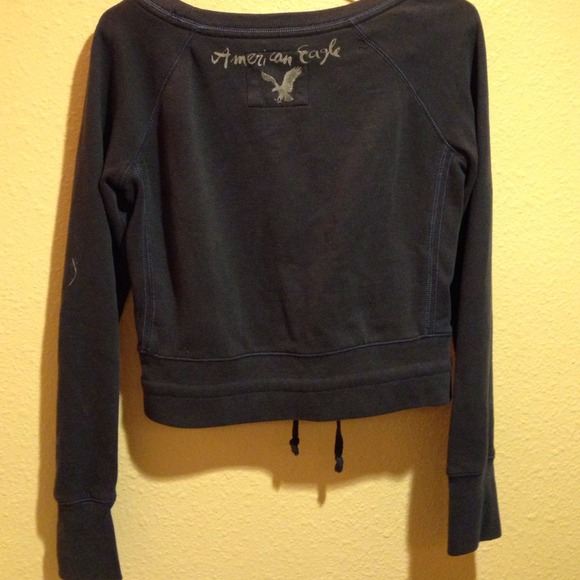 sweater - Picture 4 of 4