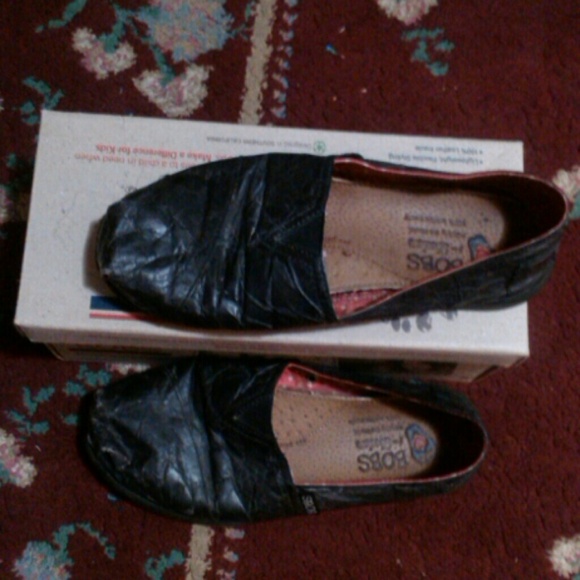 Black Bobs