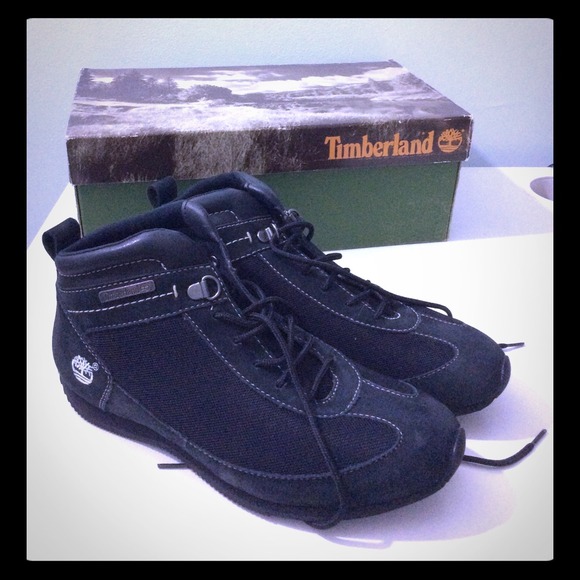 Black Timberlands