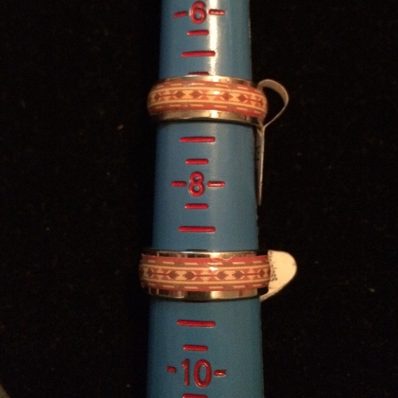 Buy 2 Get 3 FREE! Stainless Steel silver ring. NWT - Picture 2 of 2