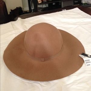 Wool blend floppy hat
