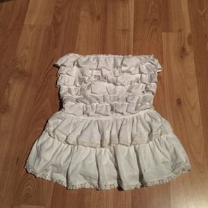 Adorable strapless Abercrombie & Fitch top