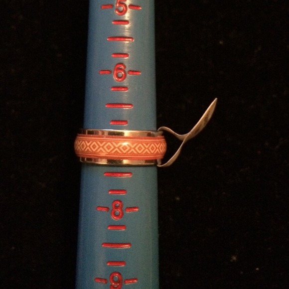 Buy 2 Get 3 FREE! Stainless Steel silver ring. NWT - Picture 2 of 2