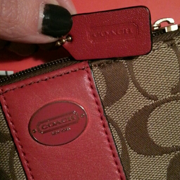 SOLD! - Picture 4 of 4