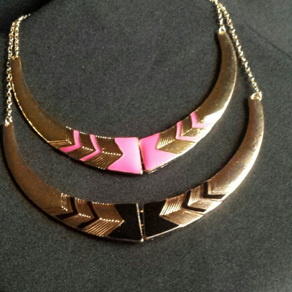 Jewelry - Bib Collar Necklace