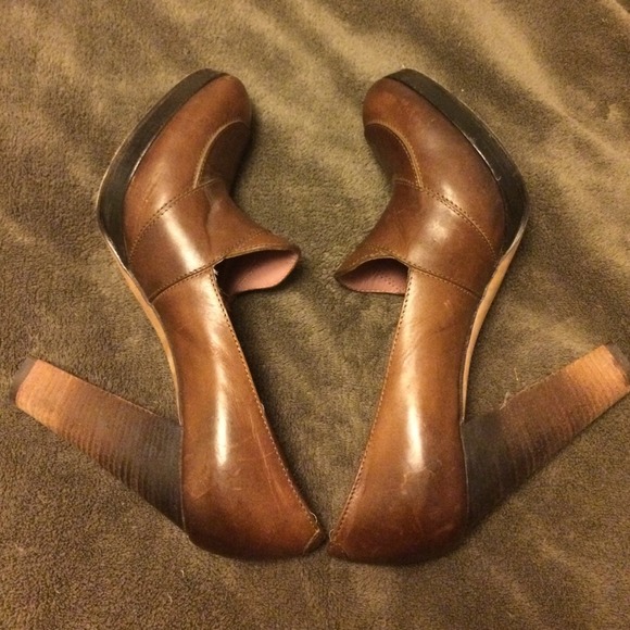 Derek Lam brown leather platform heels. Gorgeous!!