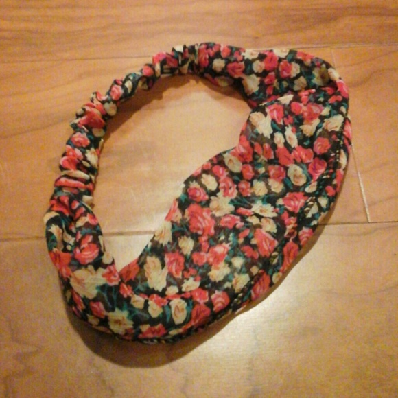 A cute headband with flowers