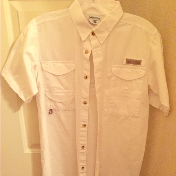 Columbia short sleeve PFG shirt. Worn once - Picture 1 of 3