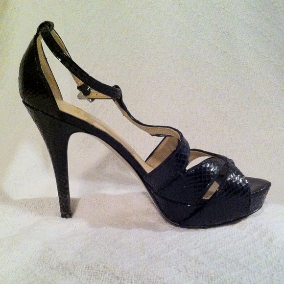 Marc Fisher black heels