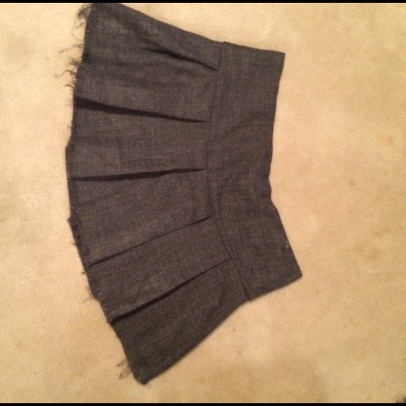 Wet Seal skirt - Picture 2 of 4