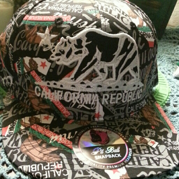 TRADED 🌞 CA Republic Hat 🌞 - Picture 3 of 4