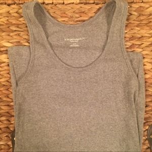 Bundle of 2 Liz Lange Maternity Tanks