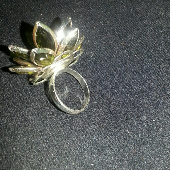 Ring - Picture 2 of 2