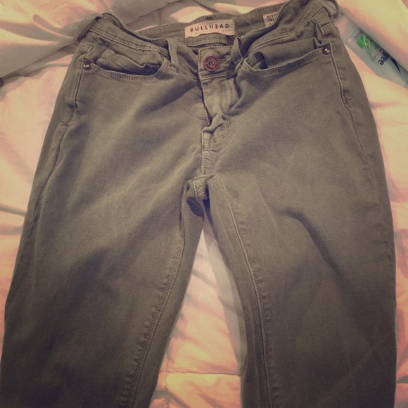 Bullhead army green denim
