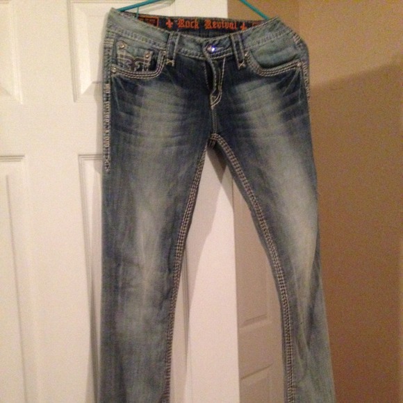 💕 Rock Revival jeans