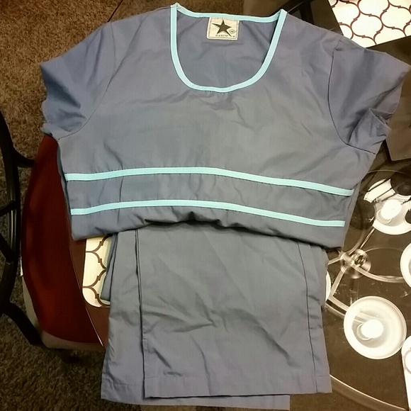 Medium Scrub Set