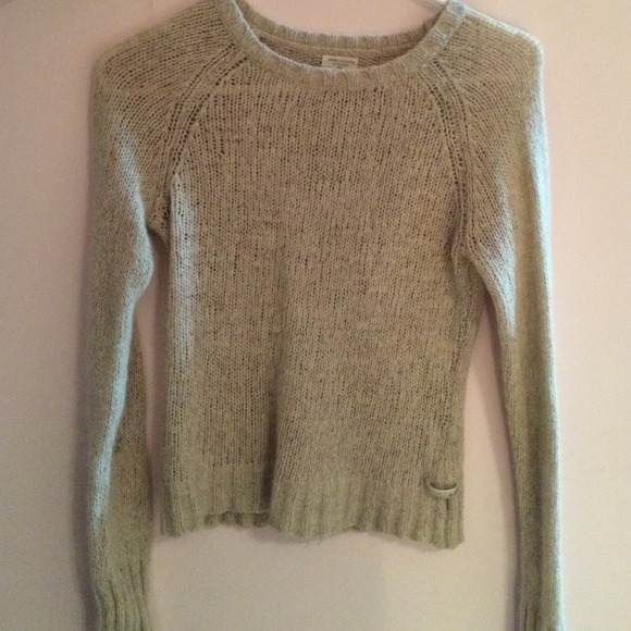 American Eagle Sweater
