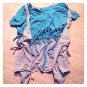 Blue crop top & grey pull over