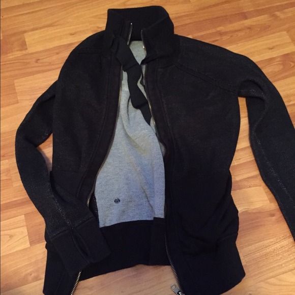 Lululemon sweater